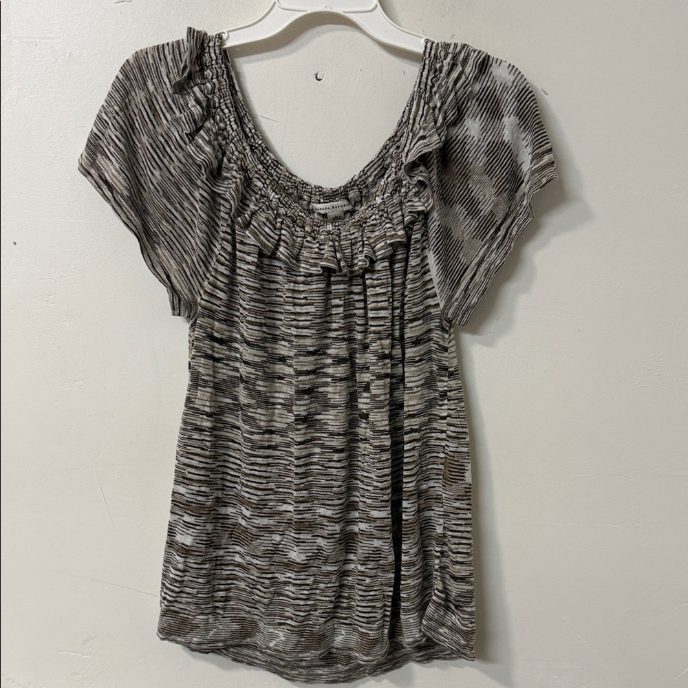 Banana Republic Ruffled Scoop Neck Short Sleeve Tee 2003 Y2K